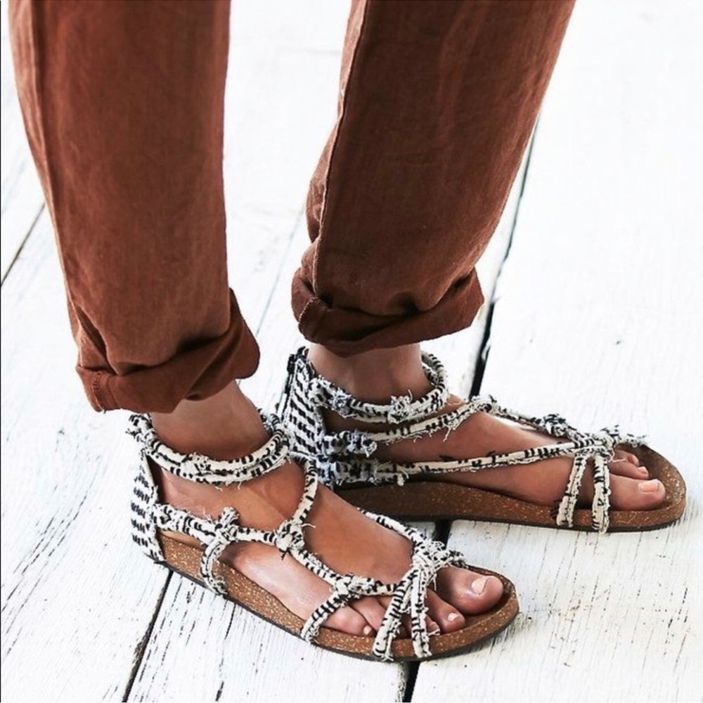 Free People Redlands Footbed Sandal